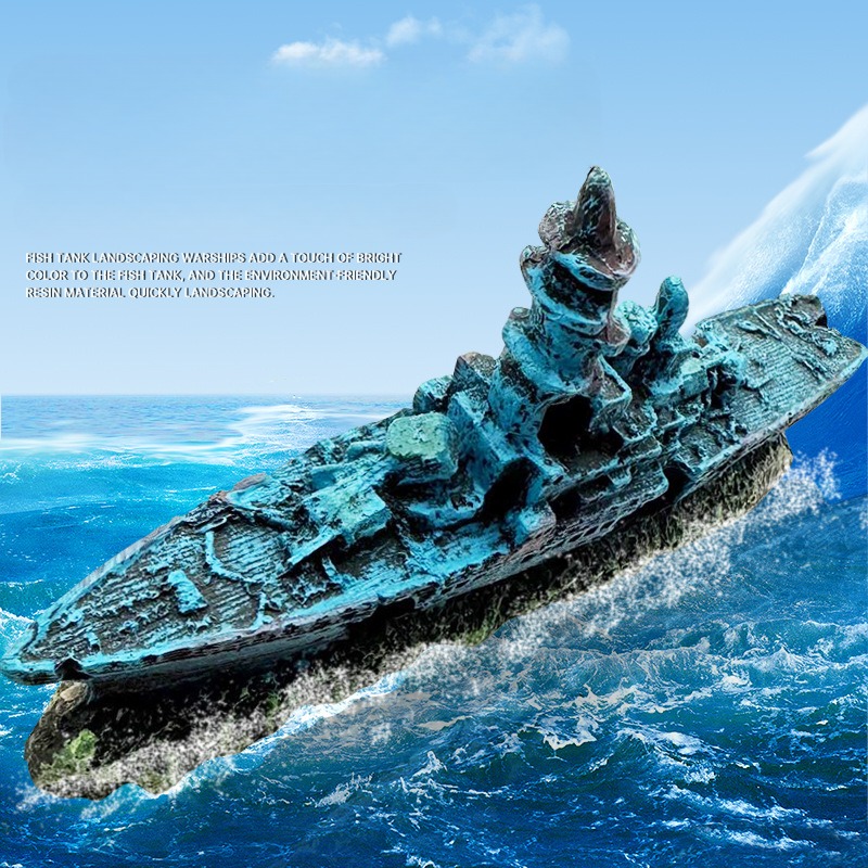 Aquarium Marineland - Resin Damaged Navy War Boat Ship